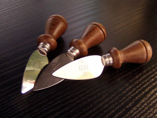 Kniv, Parmesan-kniv